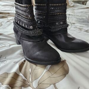 Ankle boot